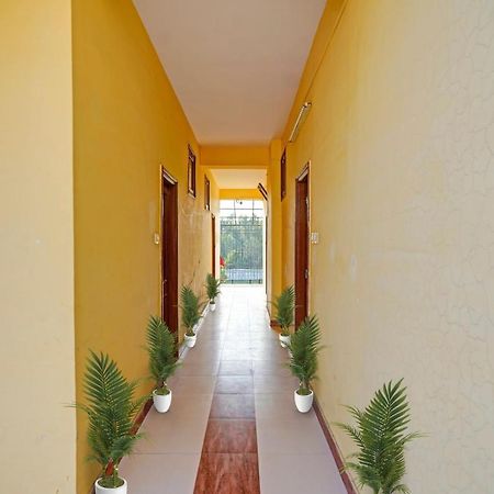 Oyo 87701 Lucky Farm Hotel Shāhpur Екстериор снимка