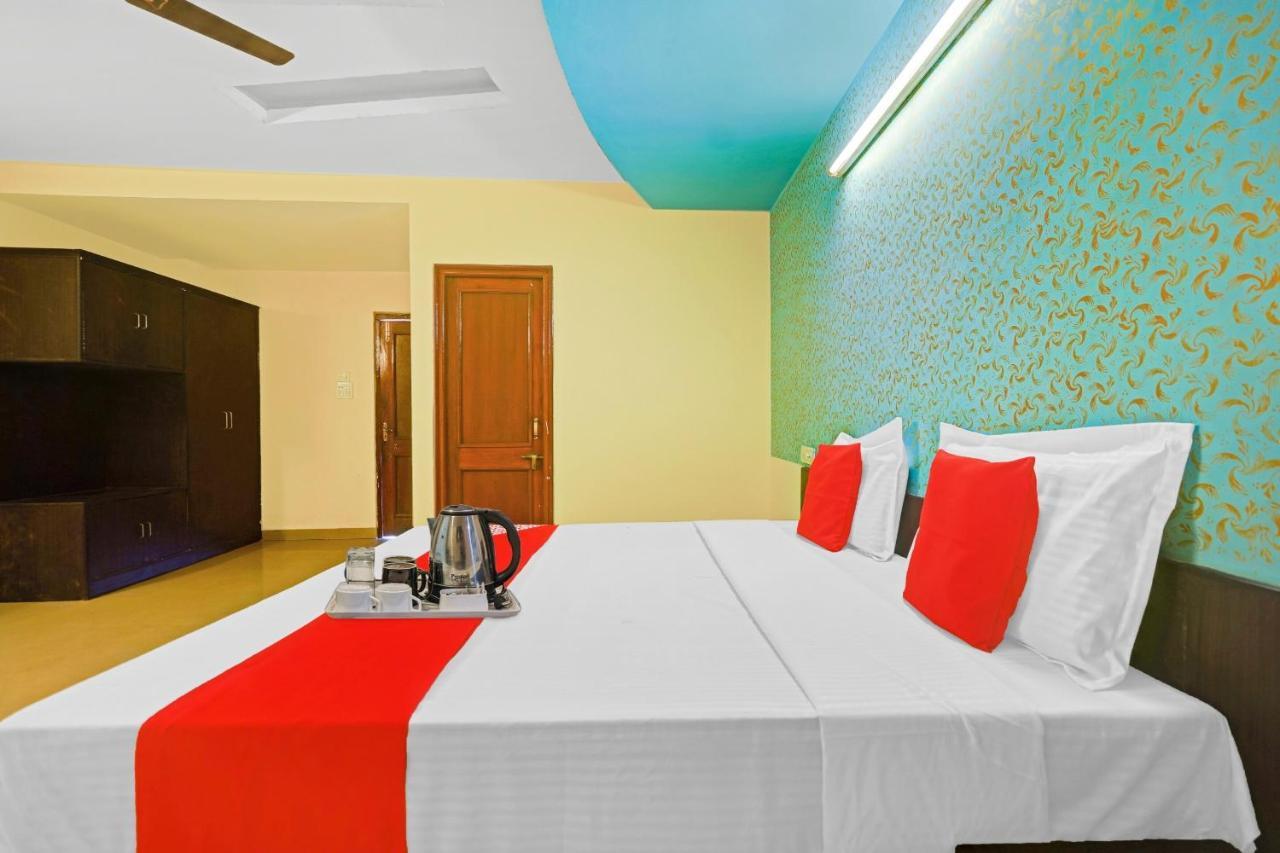 Oyo 87701 Lucky Farm Hotel Shāhpur Екстериор снимка